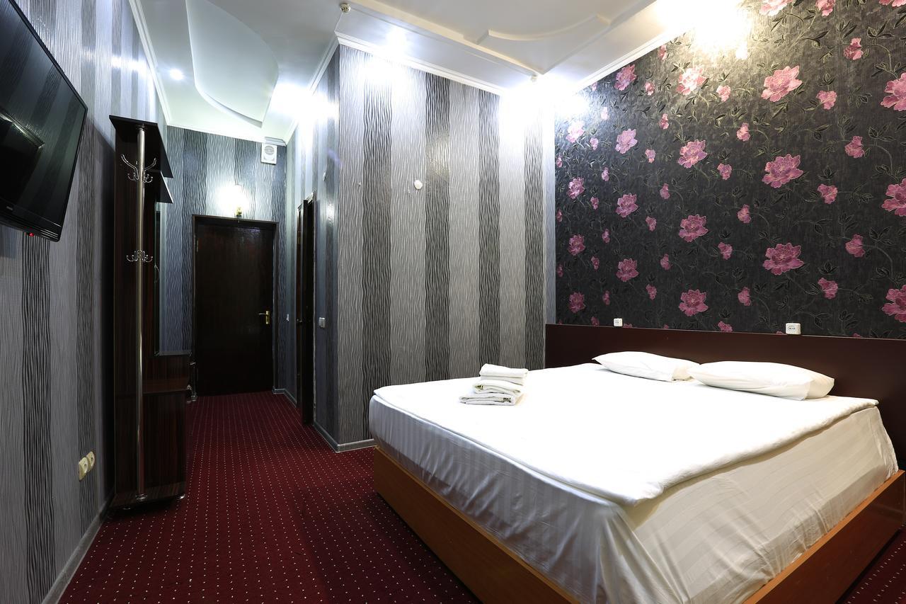Hostel Raddus-Jss Tashkent Ngoại thất bức ảnh