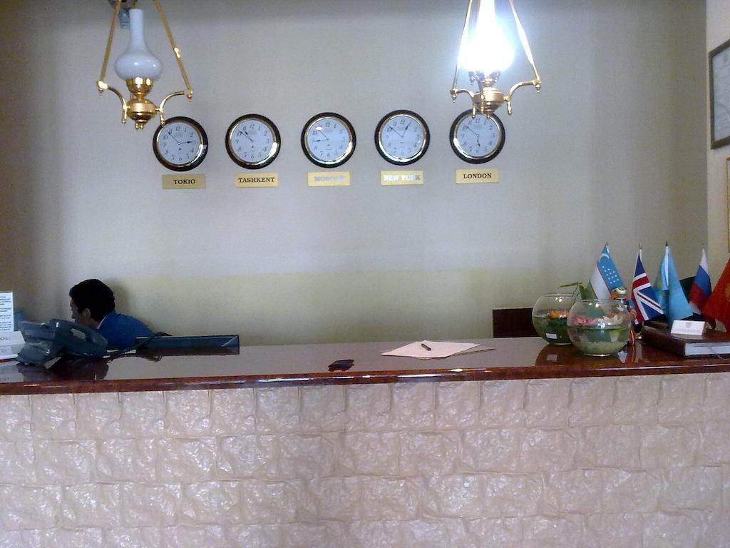 Hostel Raddus-Jss Tashkent Ngoại thất bức ảnh